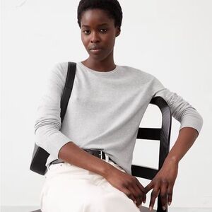 Banana Republic Forever Crew Neck Sweater